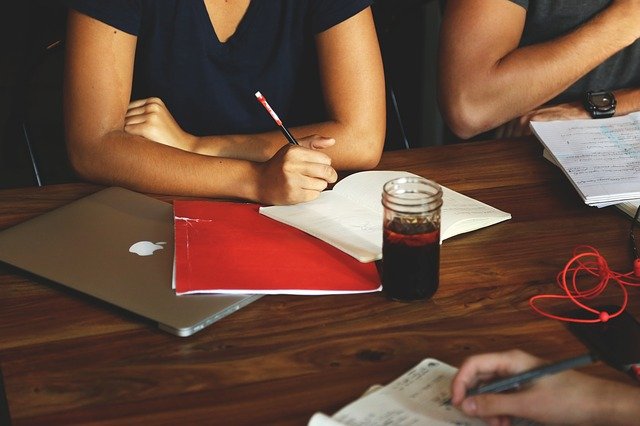 Badanie wpływu wykupów pracowniczych na kulturę organizacyjną